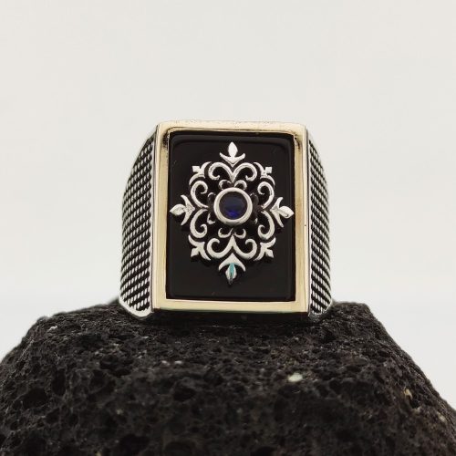 925 Ayar Gümüş Kar Tanesi Detaylı Siyah Taşlı Erkek Yüzük
